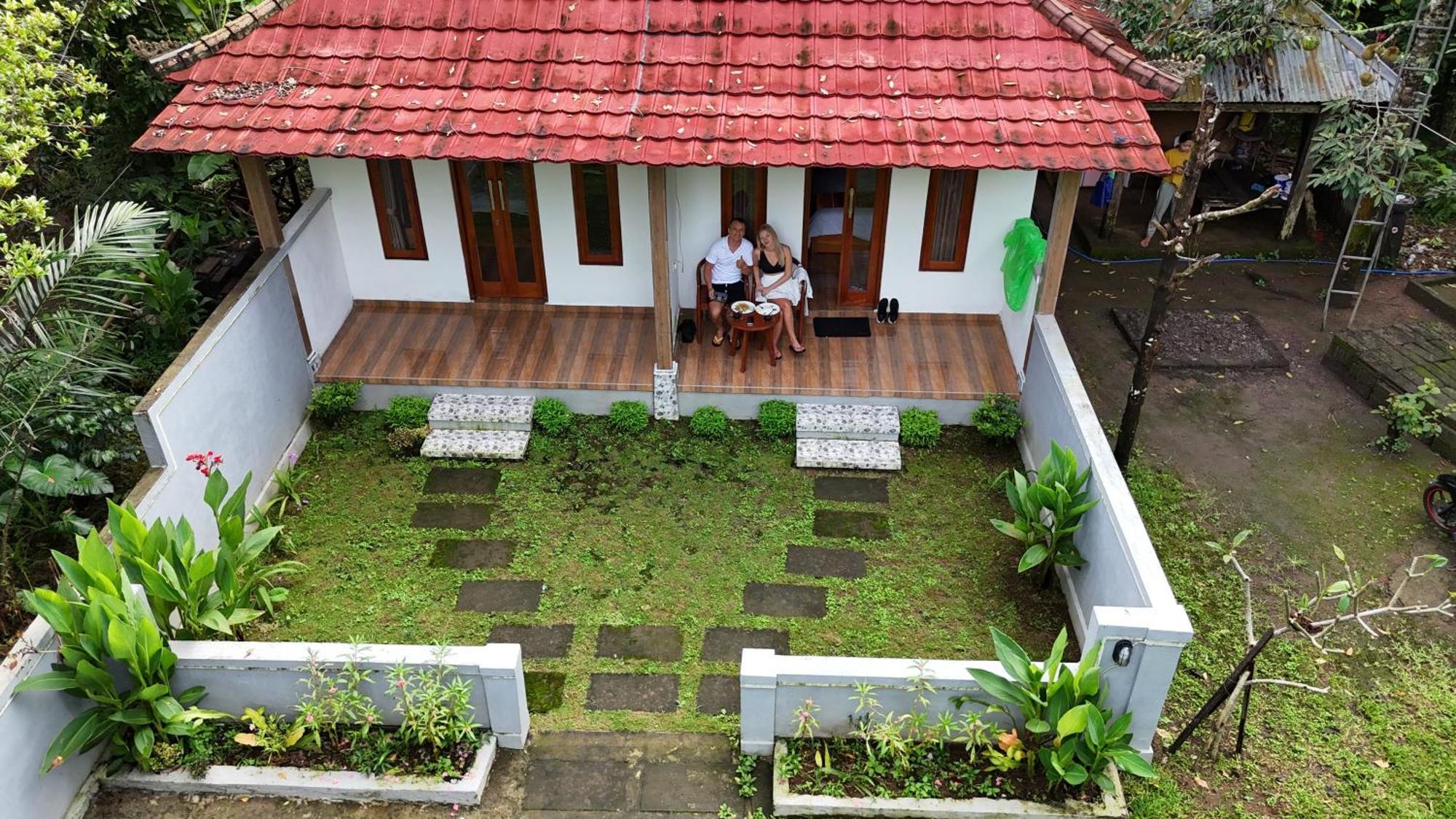 Jepun Homestay Lemukih Singaraja  Bagian luar foto